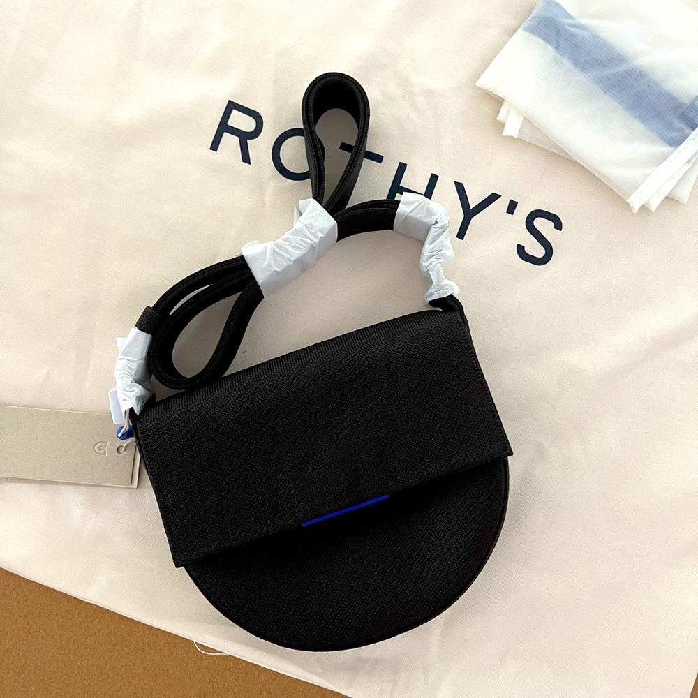 Rothy’s black saddle bag